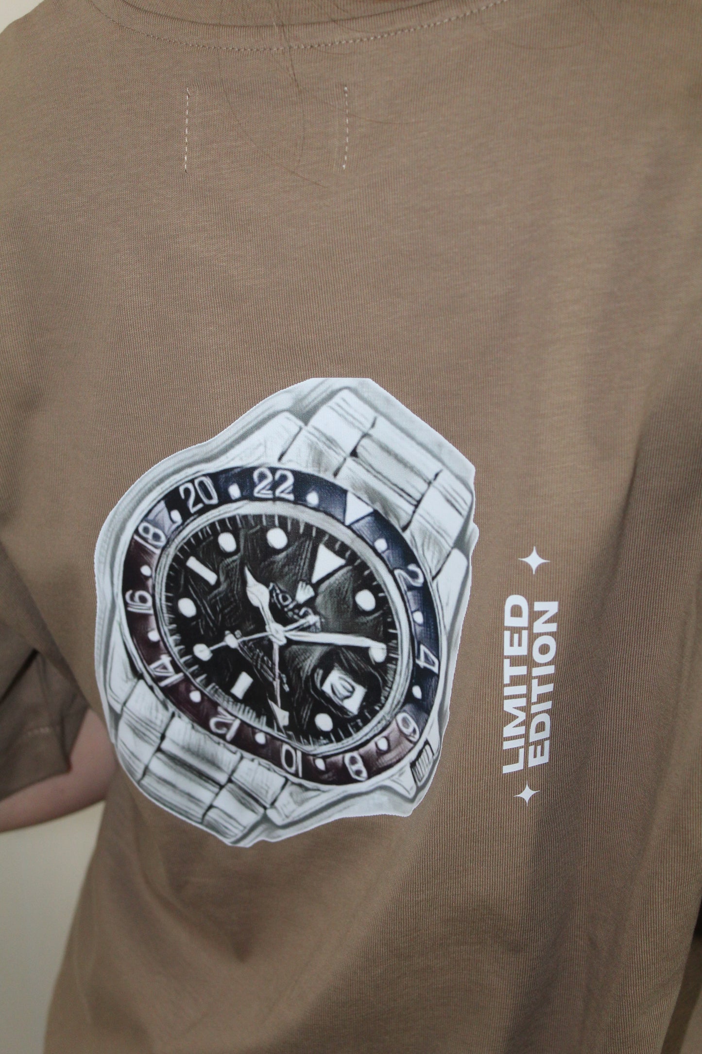 T-shirt On Time